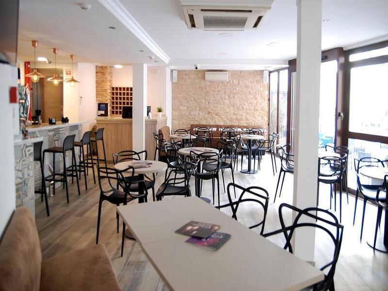 Hotel Queens - Adults Only Benidorm Exterior photo